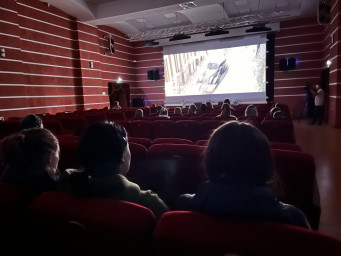 В рамках патриотического воспитания, показ фильма "1941. Крылья над Берлином"