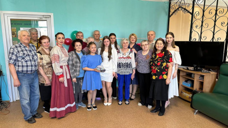 Сквозь года звенит Победа!
