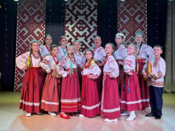 Поздравляем наши коллективы!